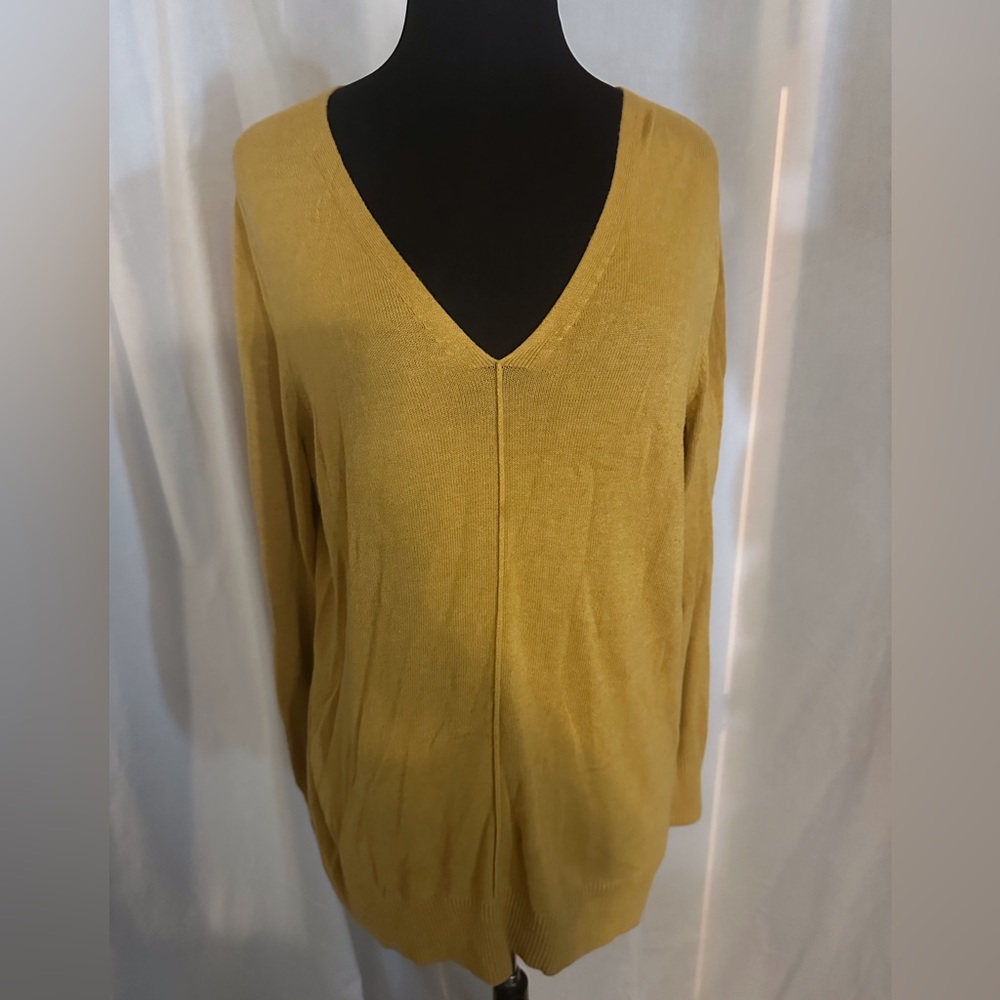 Ladies sweater